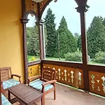 Sasreti Vadaszkastely B&B