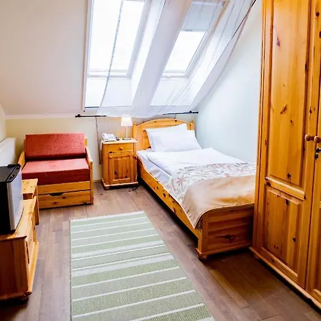 Sasréti Vadászkastély Almamellék