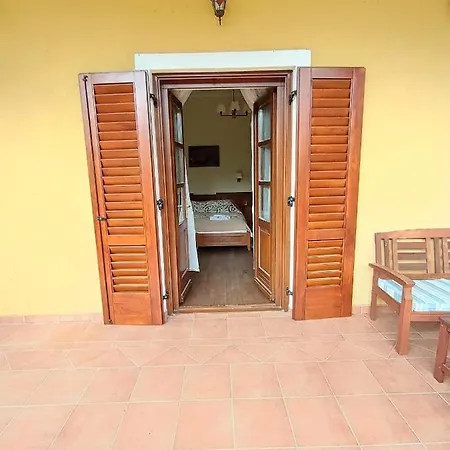 Couette-café Sasréti Vadászkastély Almamellék