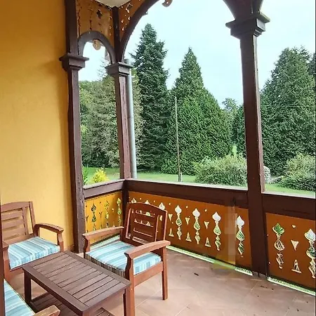 Sasreti Vadaszkastely B&B