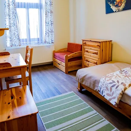 Sasréti Vadászkastély Almamellék