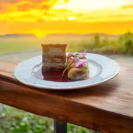 فندق مبيت وإفطار Sasreti Vadaszkastely 4*