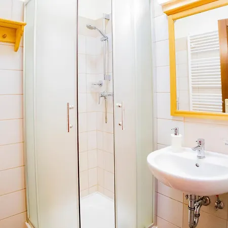 Sasréti Vadászkastély Almamellék