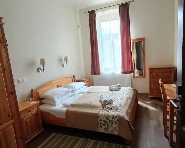B&B Sasreti Vadaszkastely 4*